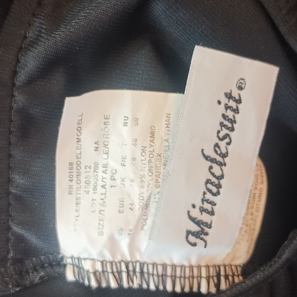 🌸MIRACLESUIT BTHING SUIT - Picture 9 of 9